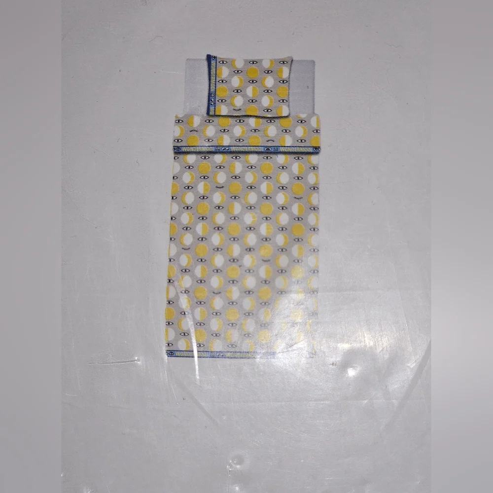 IKEA Glödande Twin Size Duvet And Pillowcase Set Cotton / Lyocell Eye Moon
